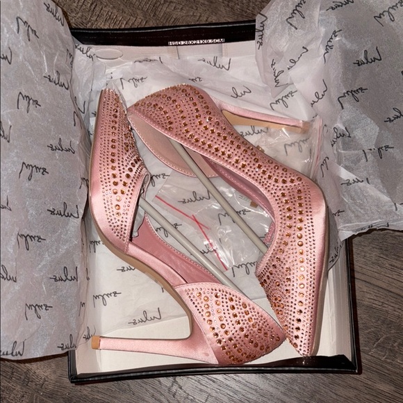 Lulus Shoes - 💖Elegant Rose Gold Studded Women's Heels